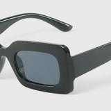 Elyanna | Πολυτελή Γυαλιά Ηλίου" can be rewritten as "Elyanna | Luxe Sunglasses