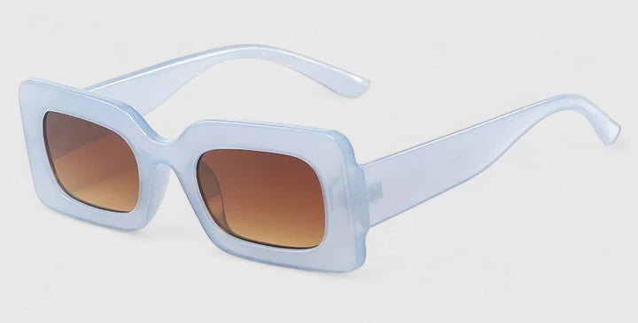 Elyanna | Πολυτελή Γυαλιά Ηλίου" can be rewritten as "Elyanna | Luxe Sunglasses