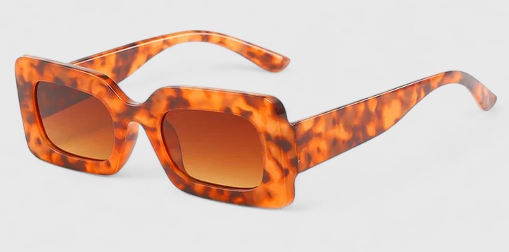 Elyanna | Πολυτελή Γυαλιά Ηλίου" can be rewritten as "Elyanna | Luxe Sunglasses